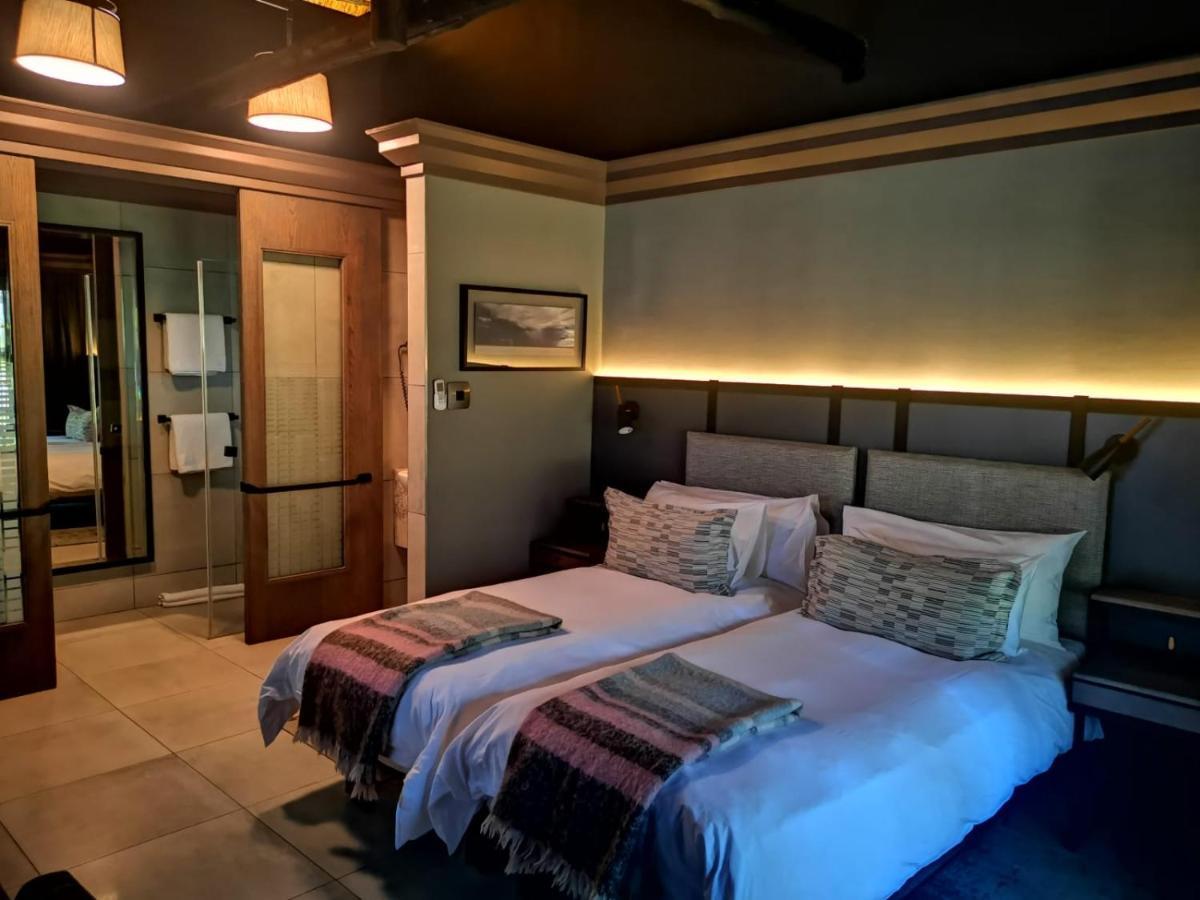 Mokuti Etosha Villa Namutoni Exteriör bild