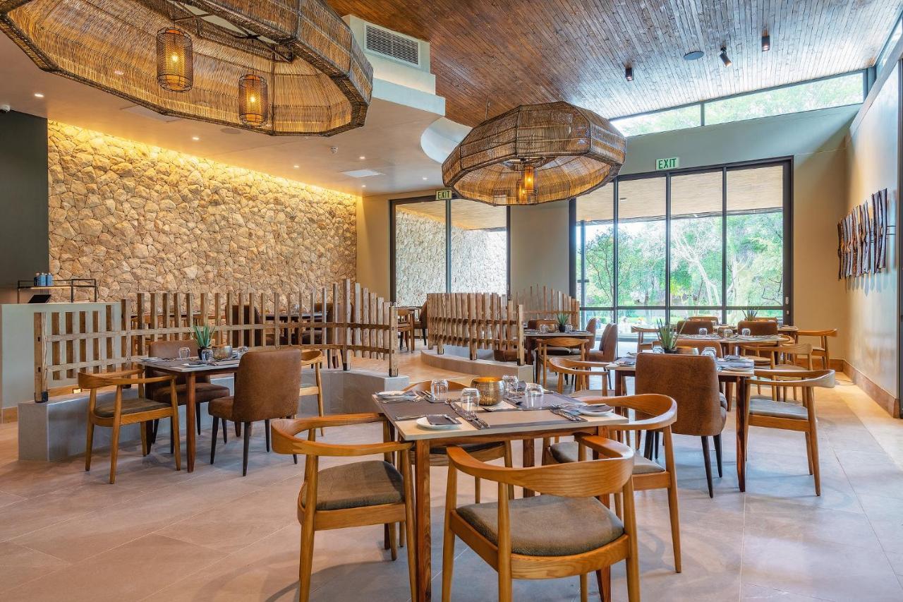 Mokuti Etosha Villa Namutoni Exteriör bild