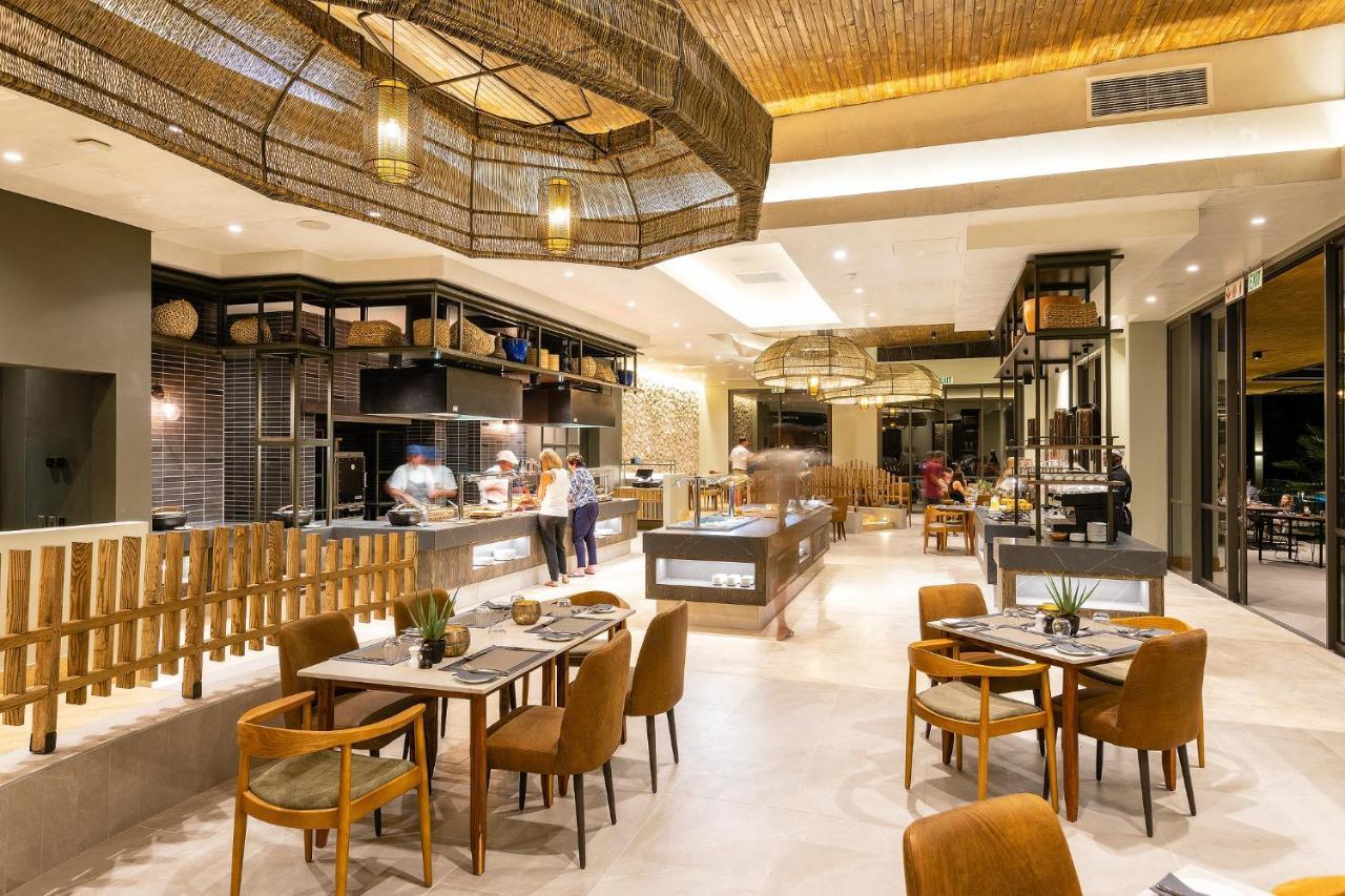 Mokuti Etosha Villa Namutoni Exteriör bild