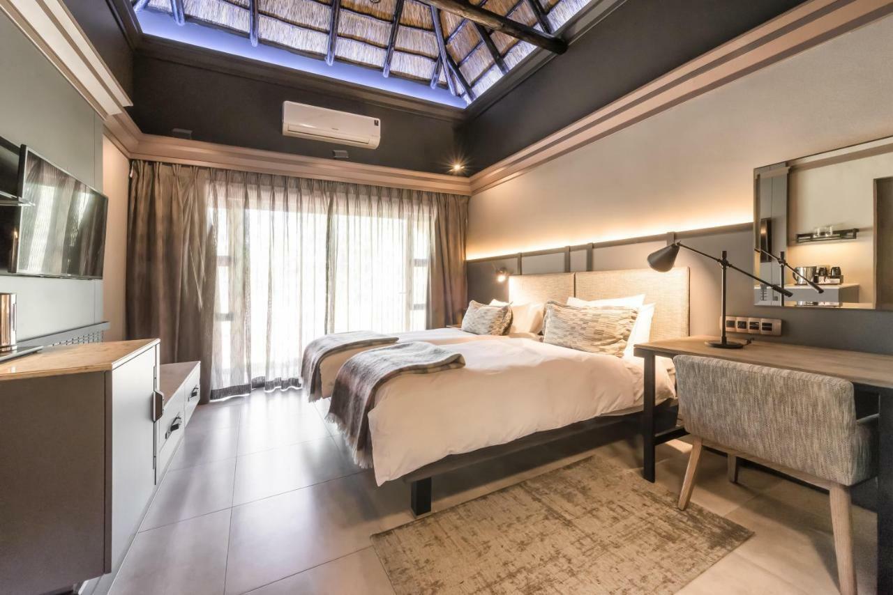 Mokuti Etosha Villa Namutoni Exteriör bild